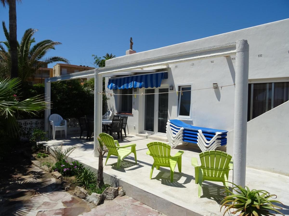 Villa At Seafront With Private Garden-655 Дения Экстерьер фото